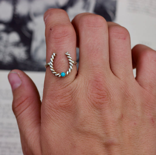 Turquoise horseshoe Ring Sz:9