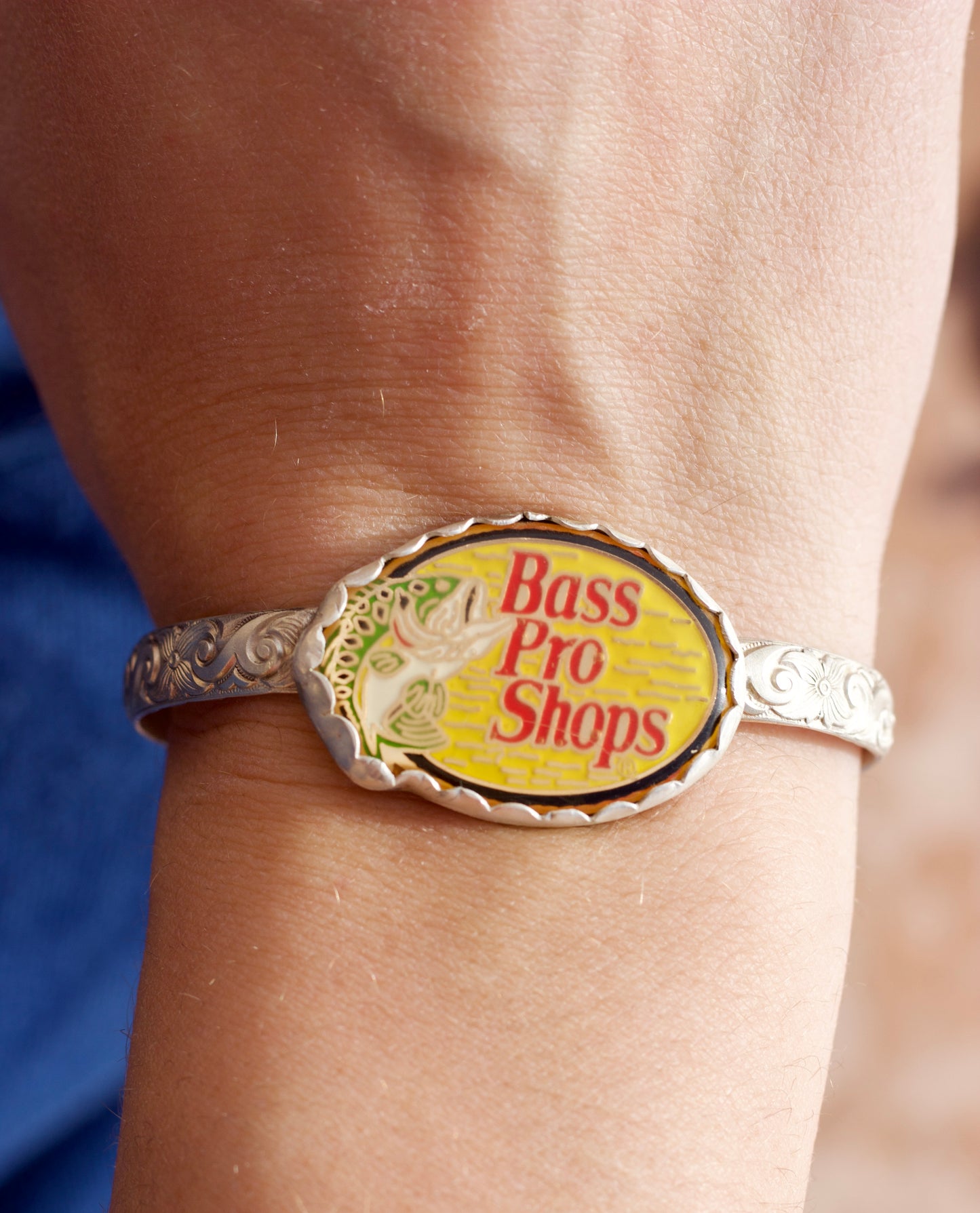 Bass pro shops cuff